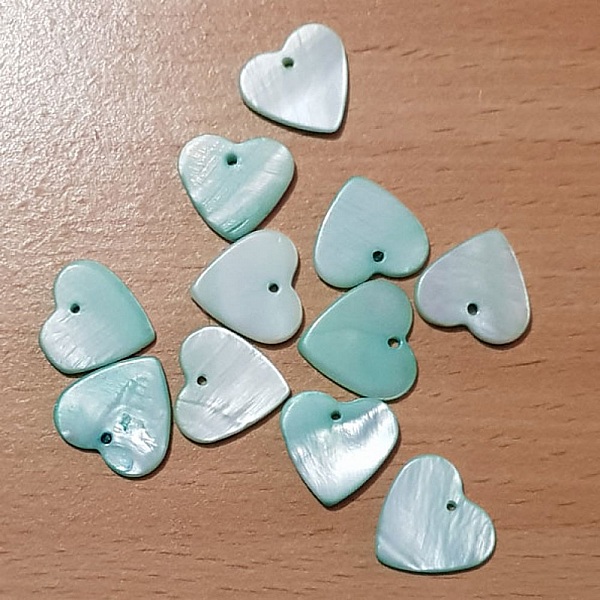 10 Perles breloques Pendentifs Nacres C&oelig;ur 17mm Vert