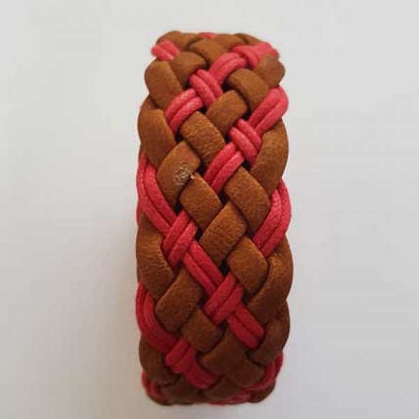 1.16 m&egrave;tre cuir tress&eacute; n&deg;38 30 mm