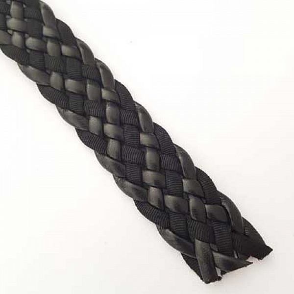1 M&egrave;tre Cuir tress&eacute; N&deg;01 noir 30 mm