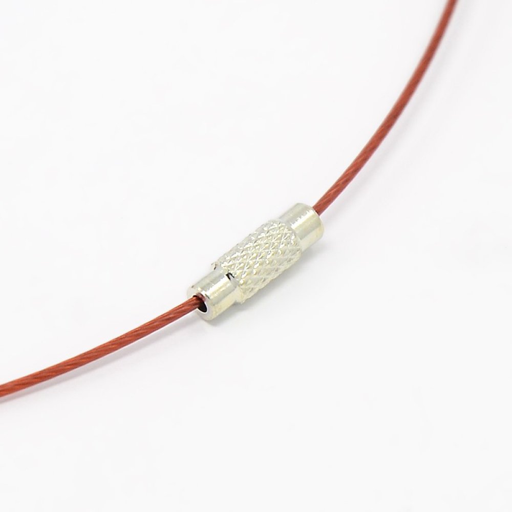 Collier tour de cou fil câblé rouge avec fermoir visser.