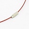 Collier tour de cou fil câblé rouge avec fermoir visser.