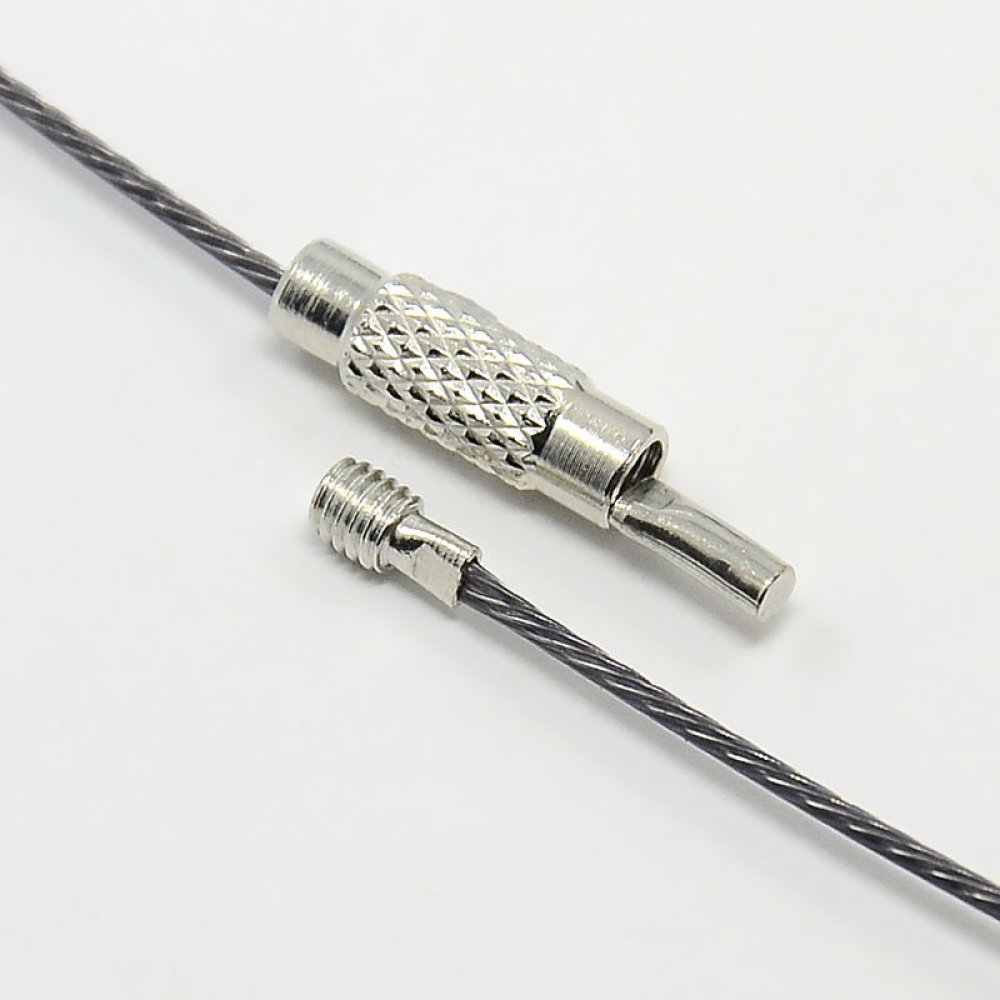 1 collier tour de cou fil c&acirc;bl&eacute; rigide gris ardoise fermoir &agrave; visser N&deg;01