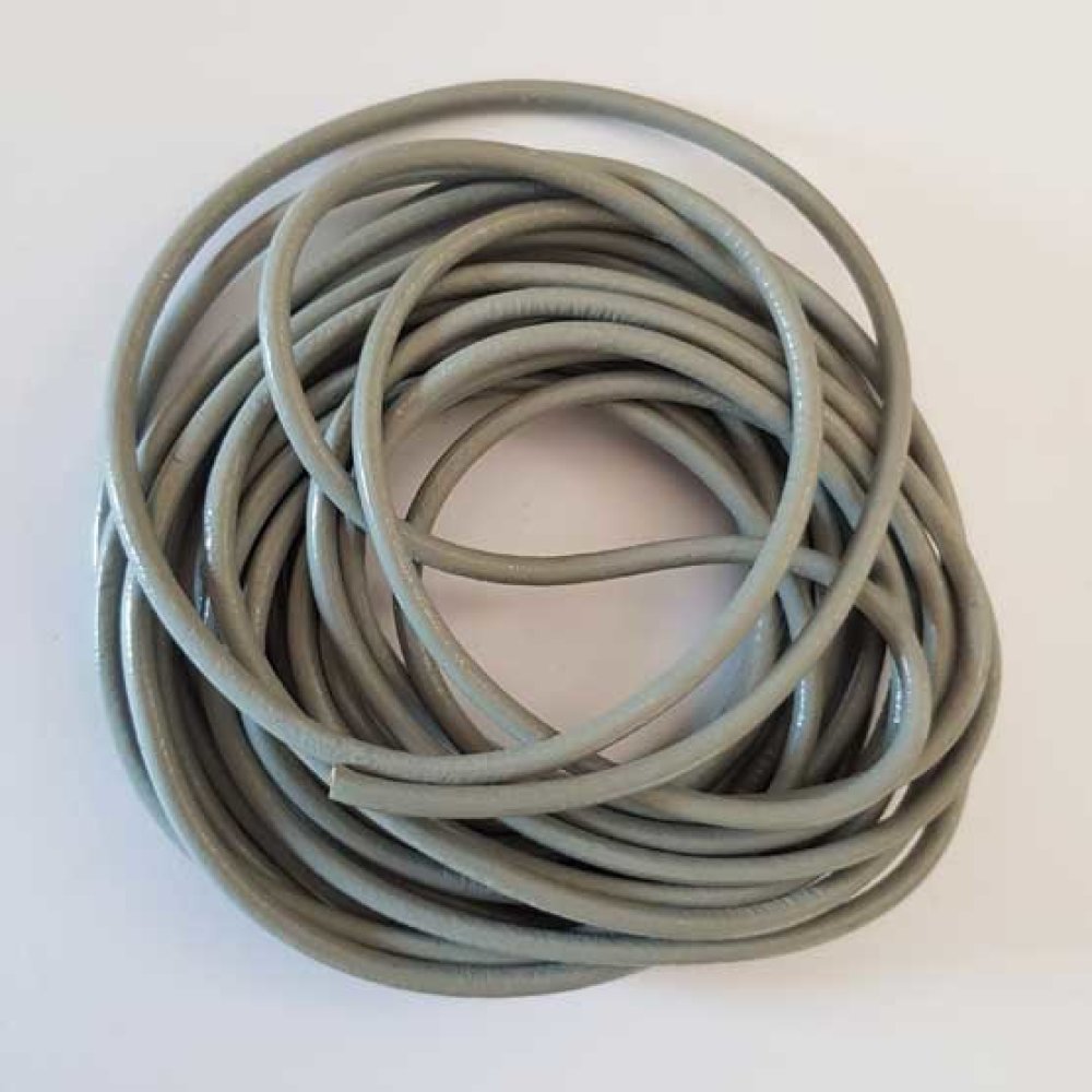 1 m&egrave;tre Cordon rond cuir lisse Gris 02 3 mm