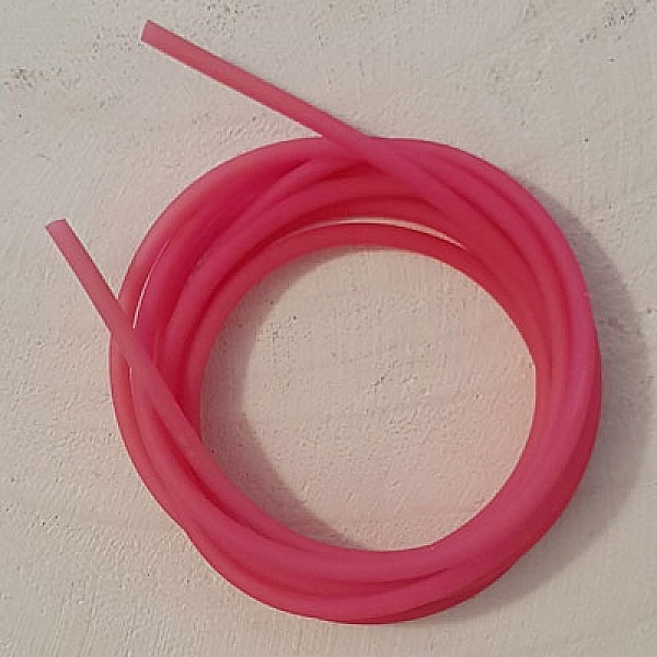 1 m&egrave;tre de cordon pvc creux de 2 mm Fushia.