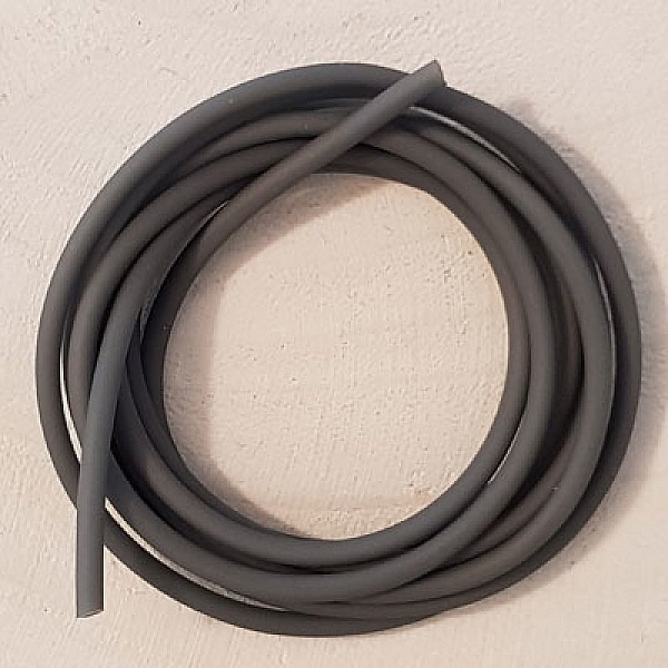 1 m&egrave;tre de cordon pvc creux de 2 mm Gris.