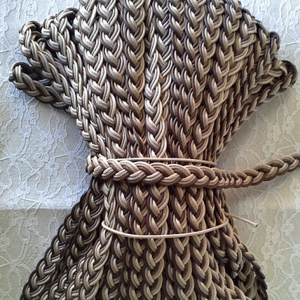 1 m&egrave;tre galon cir&eacute; tress&eacute; de 20 mm N&deg;02