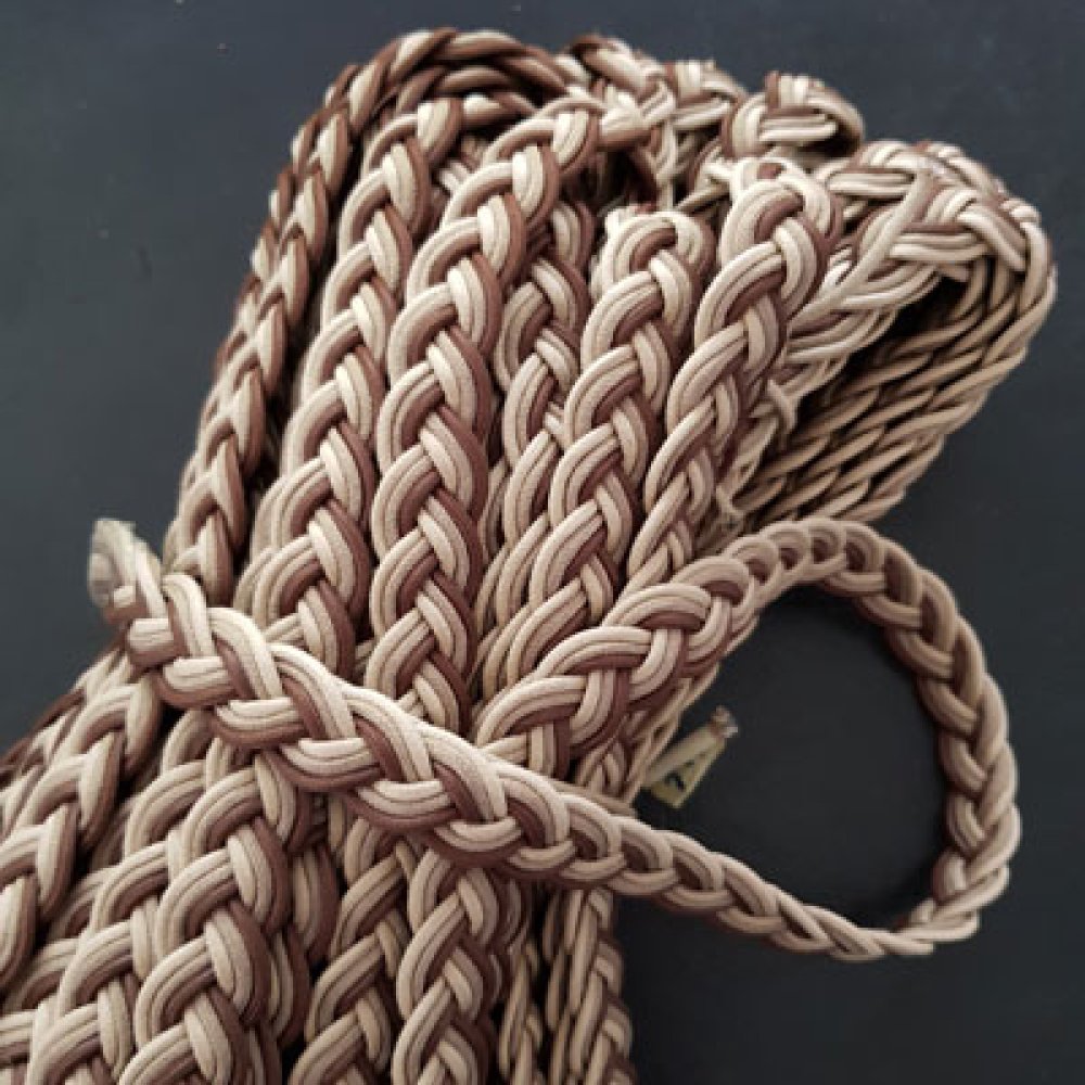 1 m&egrave;tre galon cir&eacute; tress&eacute; de 20 mm N&deg;02