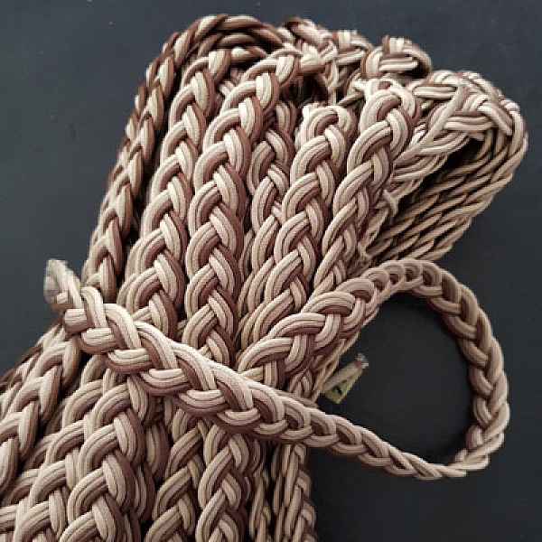 1 m&egrave;tre galon cir&eacute; tress&eacute; de 20 mm N&deg;02