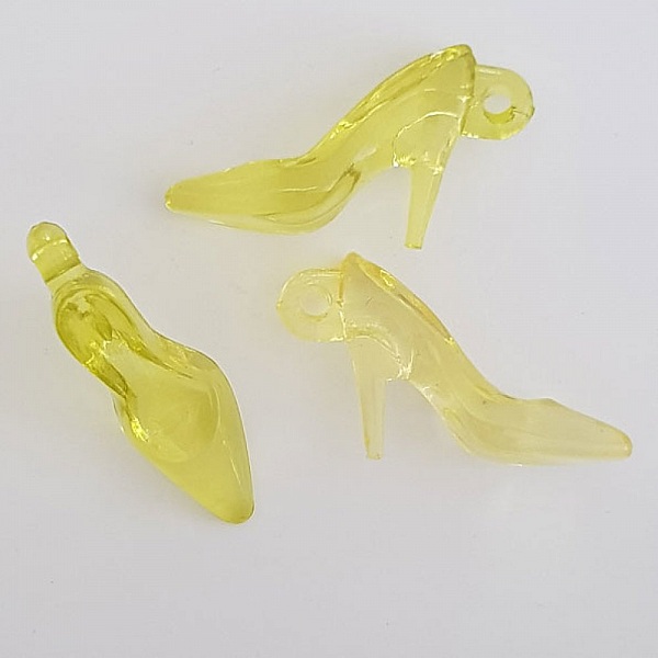 3 Breloques Chaussure N&deg;33 Jaune