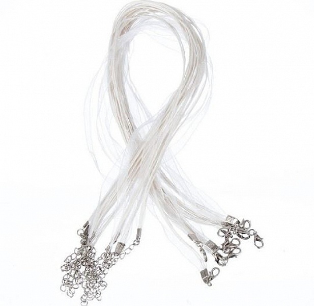 3 Colliers ruban organza et cordon enduit cir&eacute; blanc