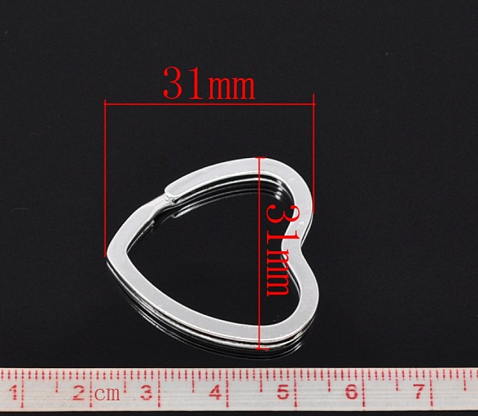 Anneau porte cl&eacute;s forme coeur 31 x 31 mm