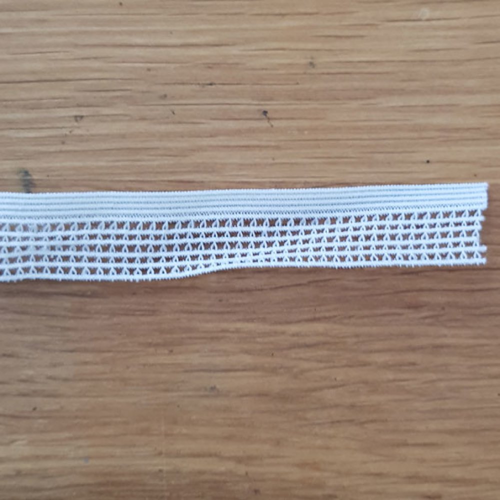 Au m&egrave;tre &Eacute;lastique blanc fantaisie 15 mm.