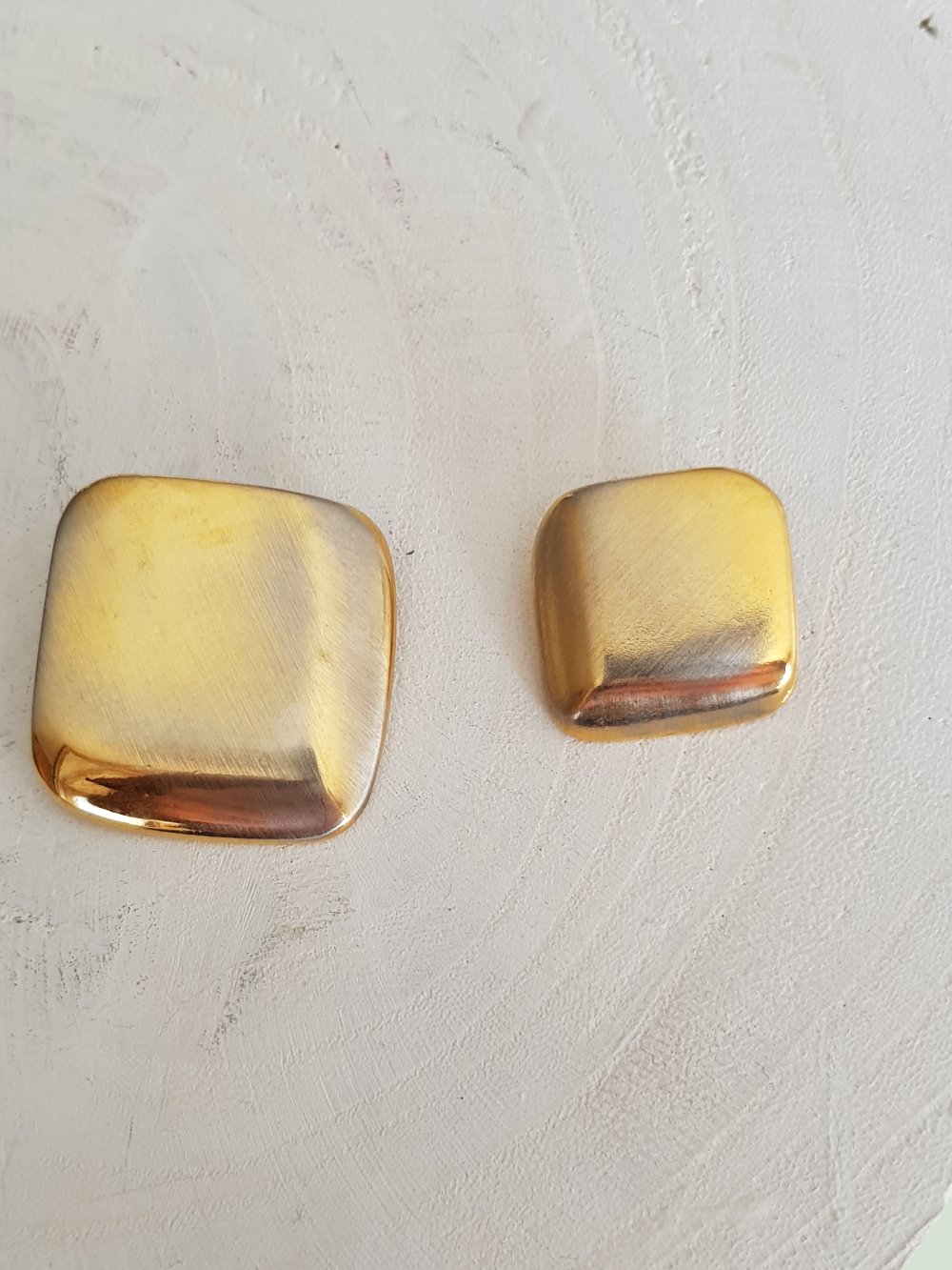 Bouton Dor&eacute; N&deg;08 de 22 mm Carr&eacute;