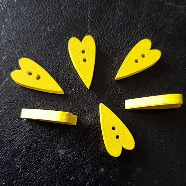 Bouton bois coeur jaune N&deg;02-04