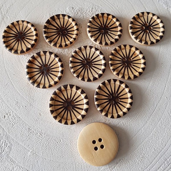 Bouton en bois fleurs 30 mm N&deg;15 x 10 pi&egrave;ces
