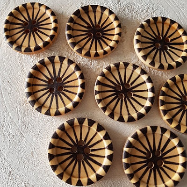 Bouton en bois fleurs 30 mm N&deg;15 x 10 pi&egrave;ces