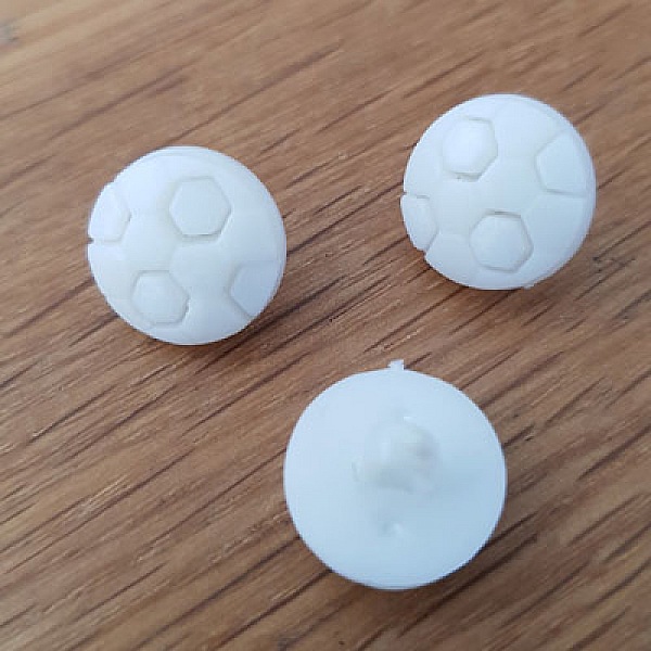 Bouton fantaisie &agrave; motifs pour enfants ballon de foot N&deg;09 blanc