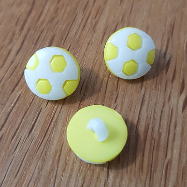 Bouton fantaisie &agrave; motifs pour enfants ballon de foot N&deg; 12 jaune clair