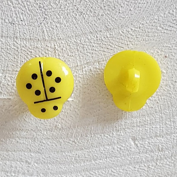 Boutons fantaisie, enfants, b&eacute;b&eacute;s Motif Coccinelle N&deg;01-07 Jaune clair