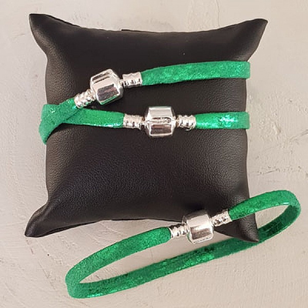 Bracelet Clip Europ&eacute;en lisse Uni 04 DU 15 AU 23 CM Lam&eacute;