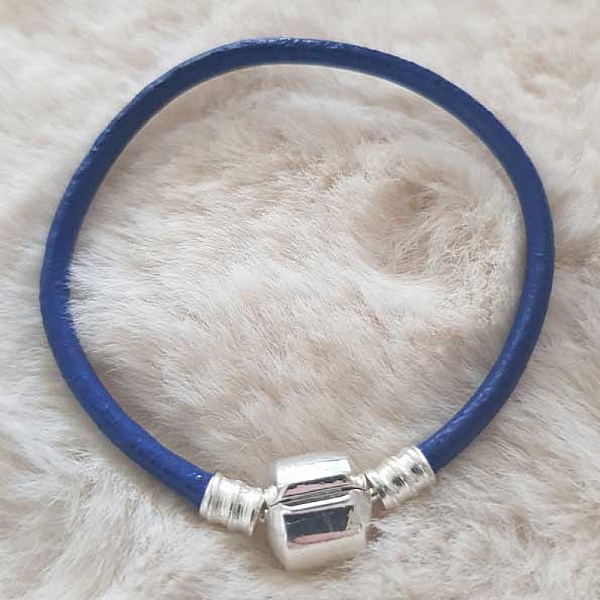 Bracelet Clip Europ&eacute;en lisse Uni 01 DU 15 AU 23 CM Bleu