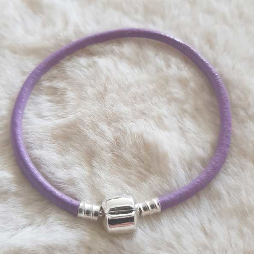 Bracelet Clip Europ&eacute;en lisse Uni 01 DU 15 AU 23 CM Pourpre