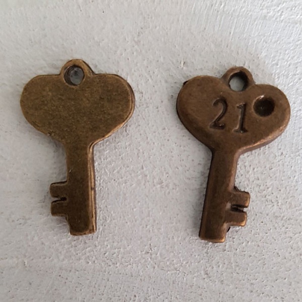 Breloque Clef N&deg;15 Bronze