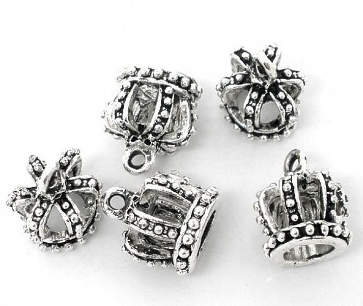 Breloque Couronne N&deg;02
