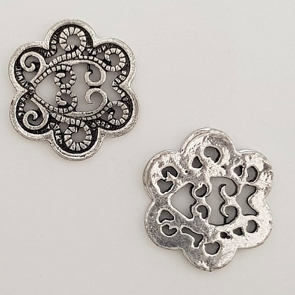 Breloque Fleur M&eacute;tal N&deg;015 Argent