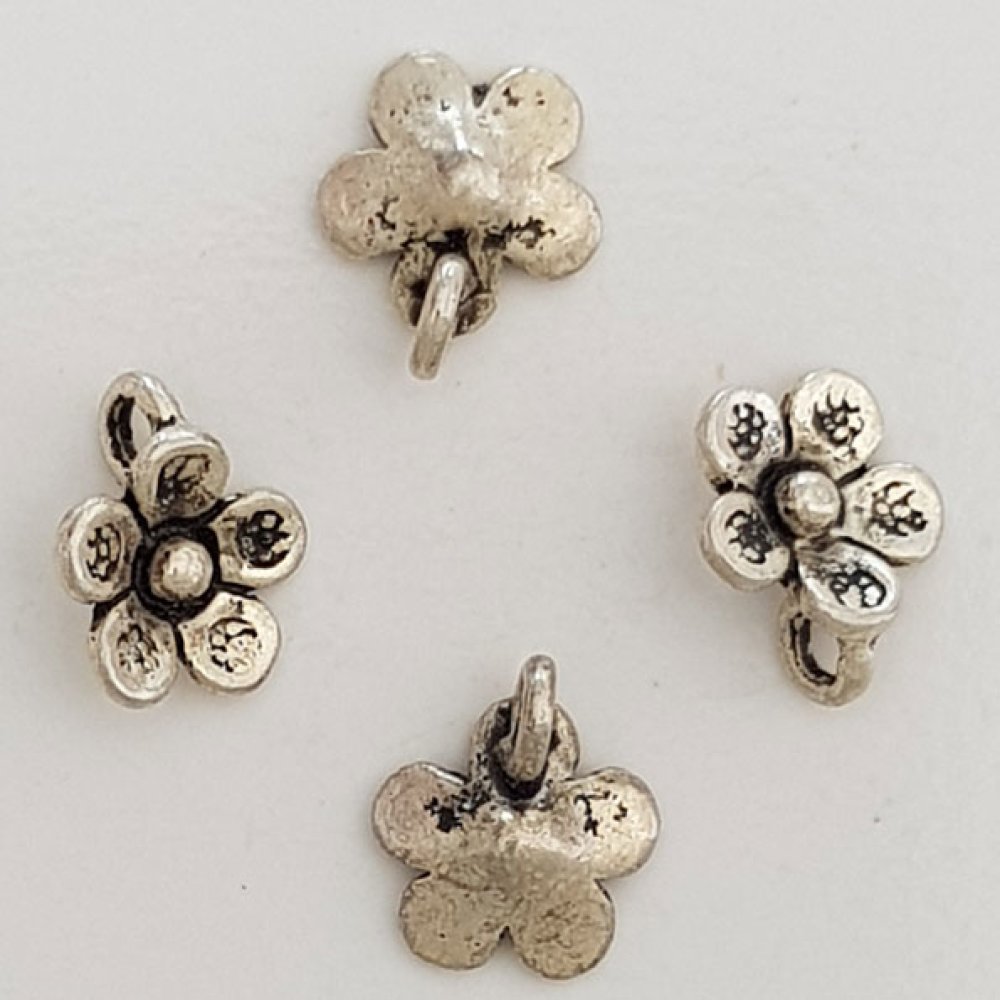 Breloque Fleur M&eacute;tal N&deg;040 Argent