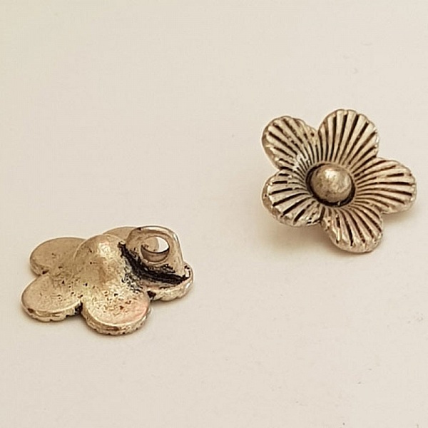 Breloque Fleur M&eacute;tal N&deg;041 Argent