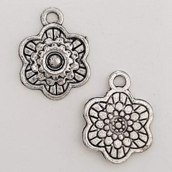 Breloque Fleur M&eacute;tal N&deg;047 Argent