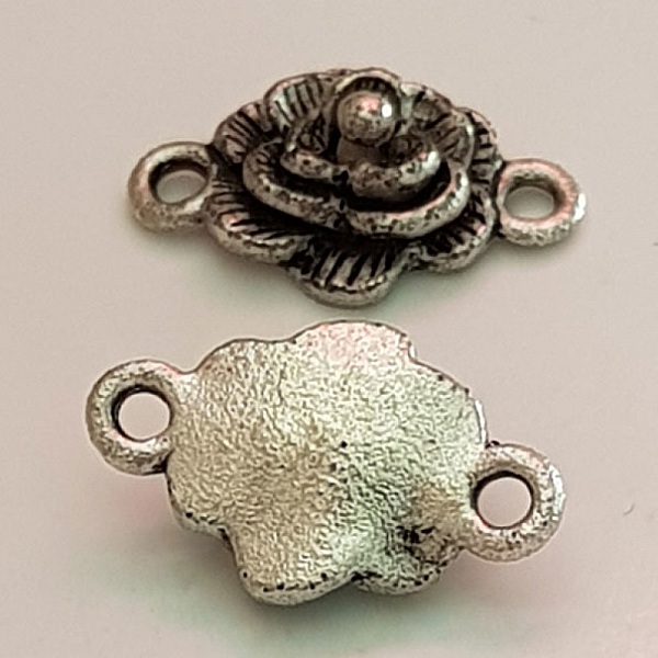 Breloque Fleur M&eacute;tal N&deg;070 Argent
