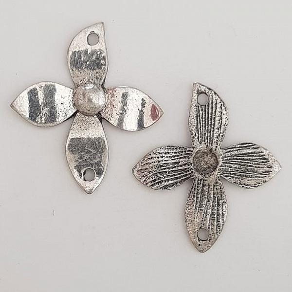 Breloque Fleur M&eacute;tal N&deg;078 Argent