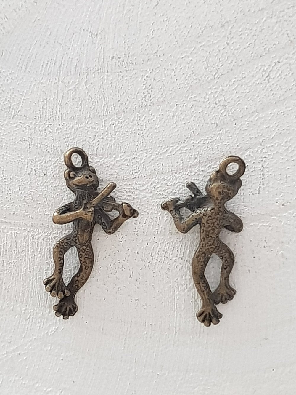 Breloque Grenouille N&deg;06