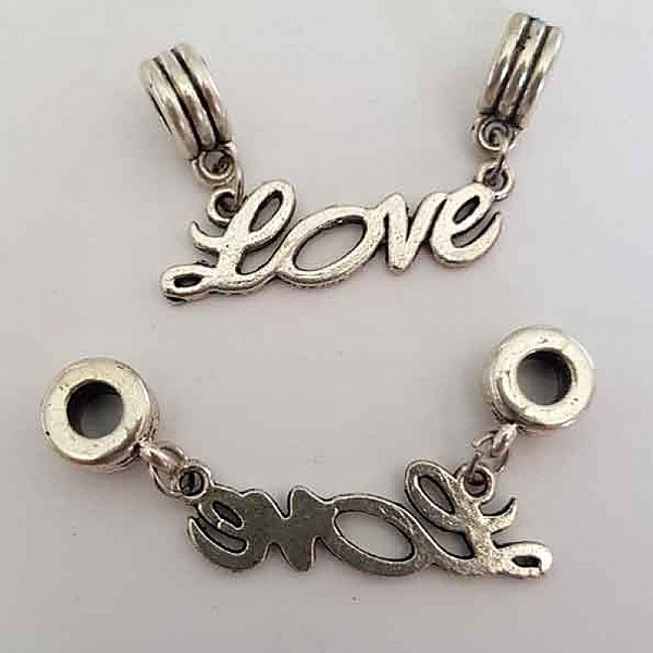 Breloque Love N&deg;01