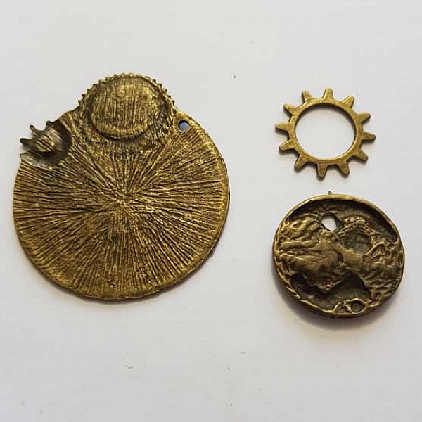 Breloque M&eacute;canisme Horloge N&deg;24 Lot 3 pi&egrave;ces
