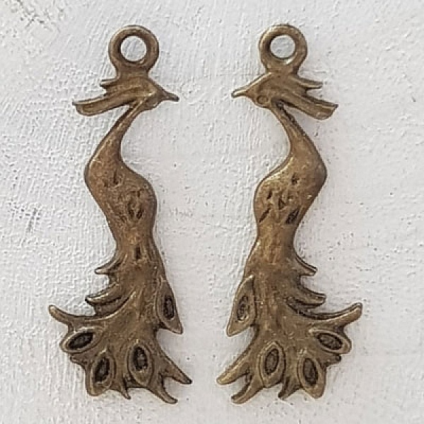 Breloque Paon en m&eacute;tal bronze-03 Pendentif Paon 