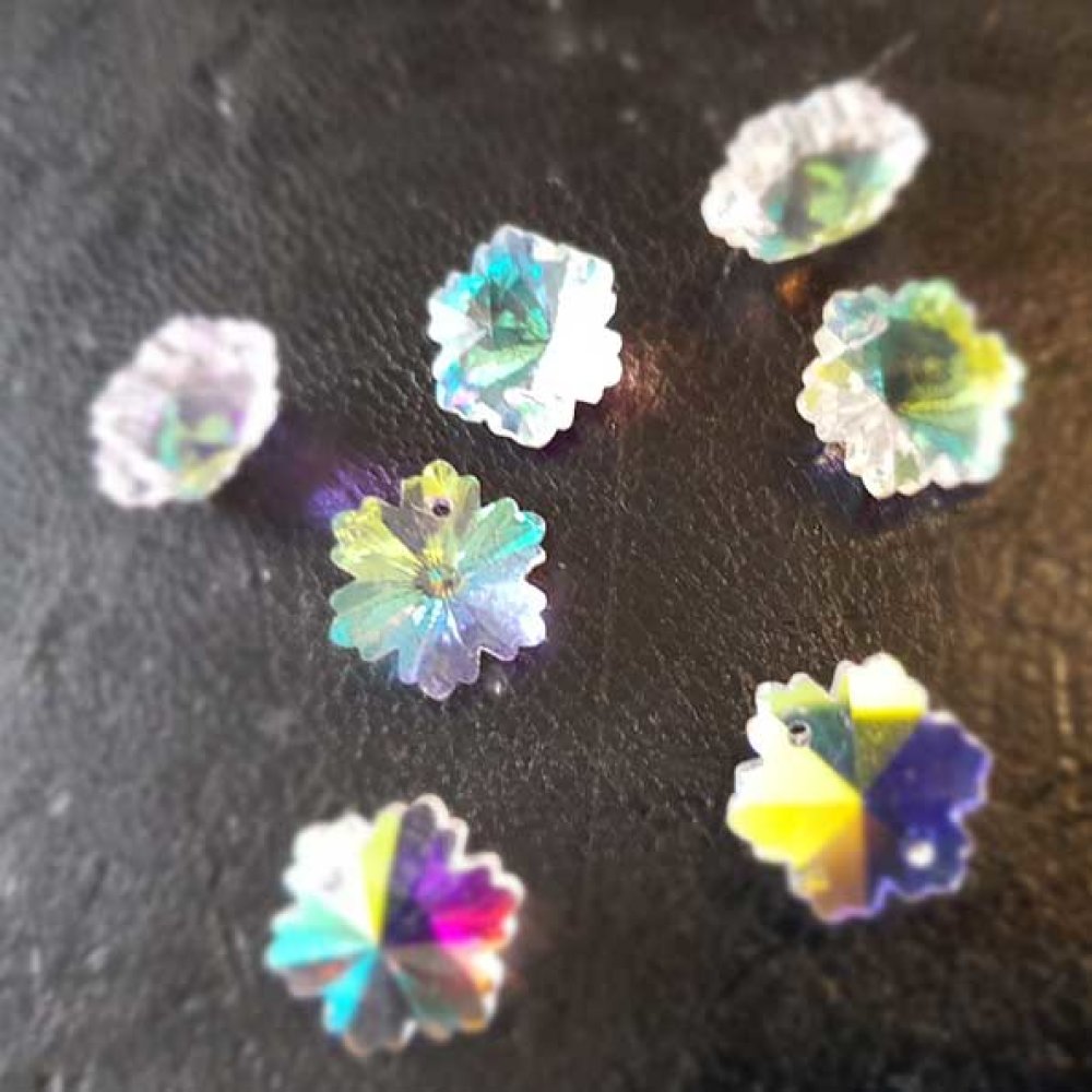 Breloque Pendentif en verre facett&eacute; fleur N&deg;02-01