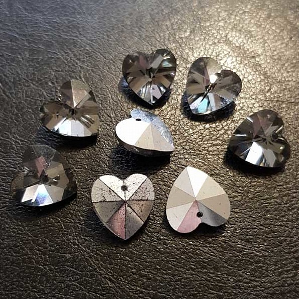 Breloque Pendentif en verre facett&eacute; Coeur N&deg;01-02