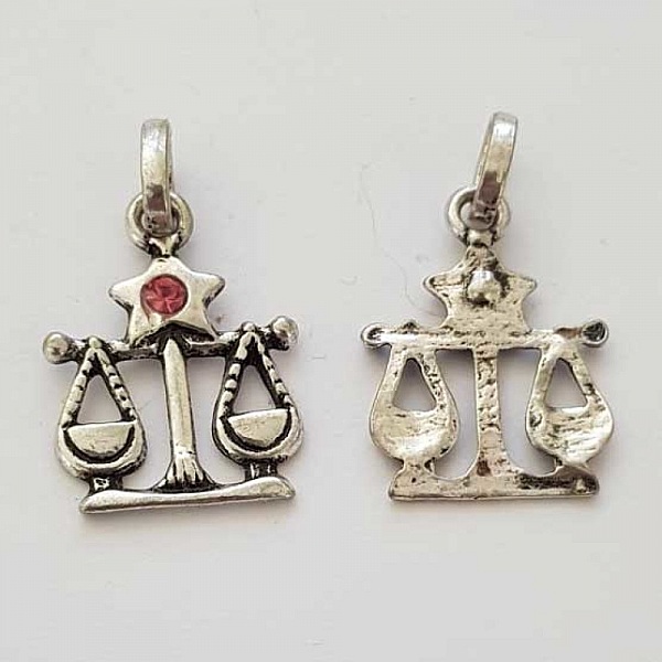 Breloque Signe Zodiaque Balance M&eacute;tal Argent&eacute; N&deg;03 avec strass