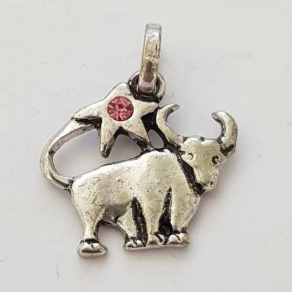 Breloque Signe Zodiaque Taureau M&eacute;tal Argent&eacute; N&deg;03 avec strass