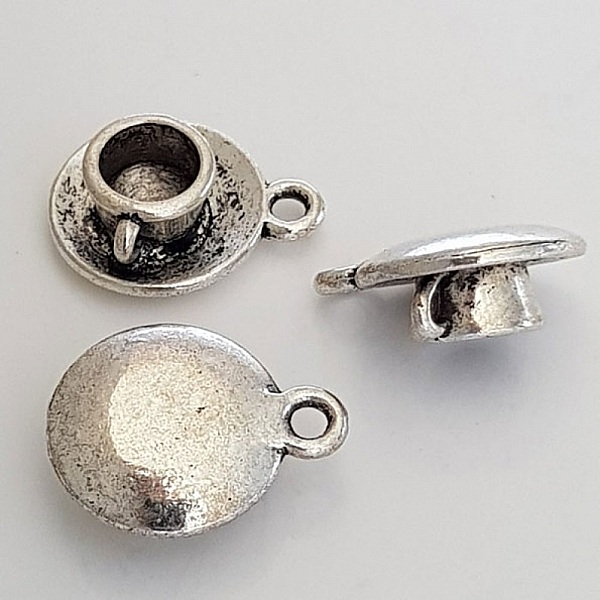 Breloque Tasse et Soucoupe N&deg;04 cuisine Argent