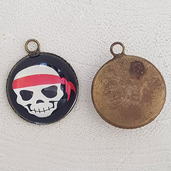 Breloque T&ecirc;te de mort N&deg;28