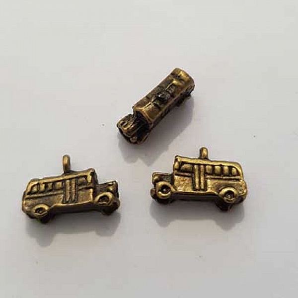 Breloque Voiture N&deg;09 Bronze