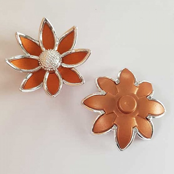 Breloque fleur N&deg;01 Marron