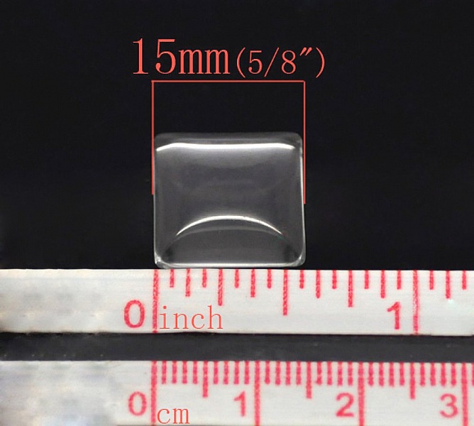 Cabochon Carr&eacute; 15 x 15 mm en verre loupe transparent N&deg;26