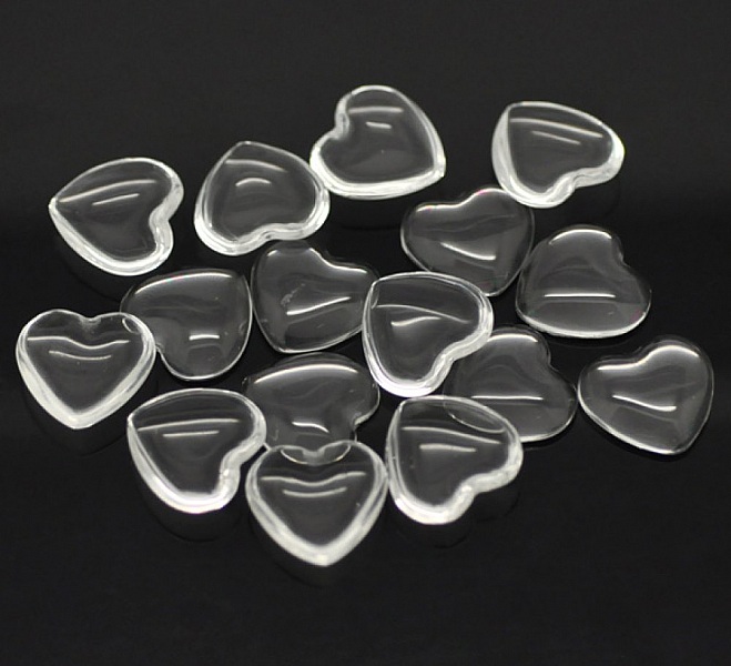 Cabochon Coeur 17 x 18 mm en verre loupe transparent N&deg;23