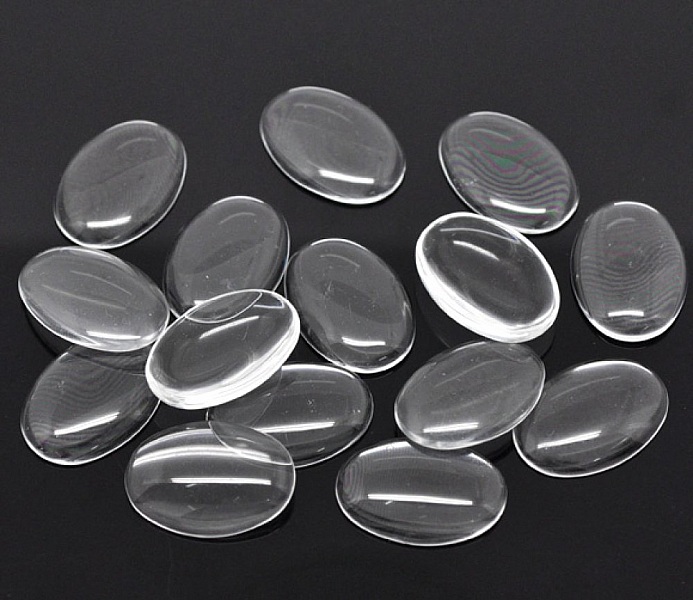 Cabochon Ovale 18 x 25 mm en verre loupe transparent N&deg;19