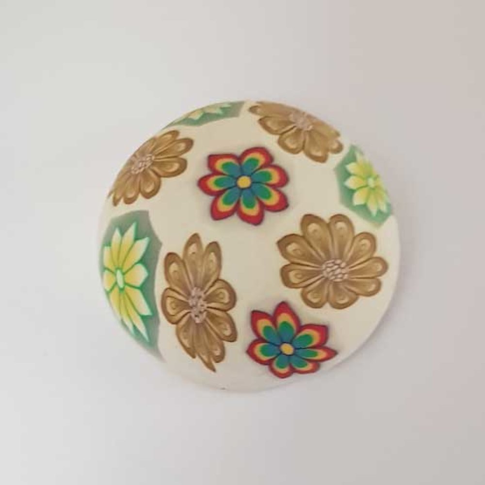 Cabochon p&acirc;te polym&egrave;re 30 mm Fleur Blanc N&deg;02
